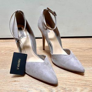 NEW Taupe Forever 21 Heels (Size 9W)
